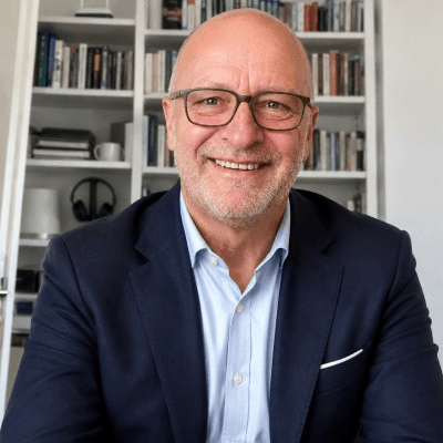 Dr. Dirk Kötting, Governance-Architekt für Agentic AI und Trainer im kostenlosen 90-Minuten-Kurs