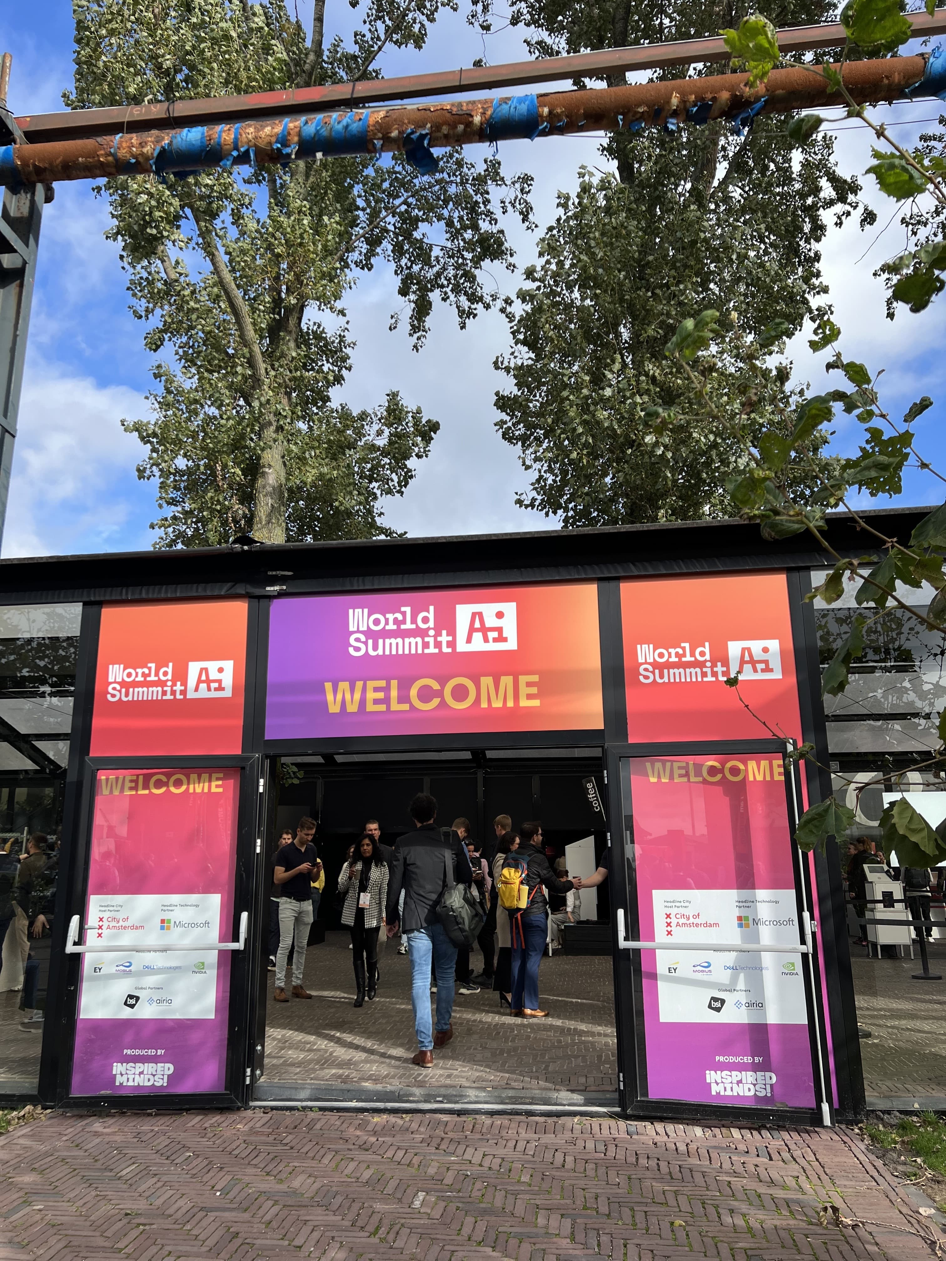 Eingang zum World Summit AI in Amsterdam. -- Welcome to World Summit AI in Amsterdam.